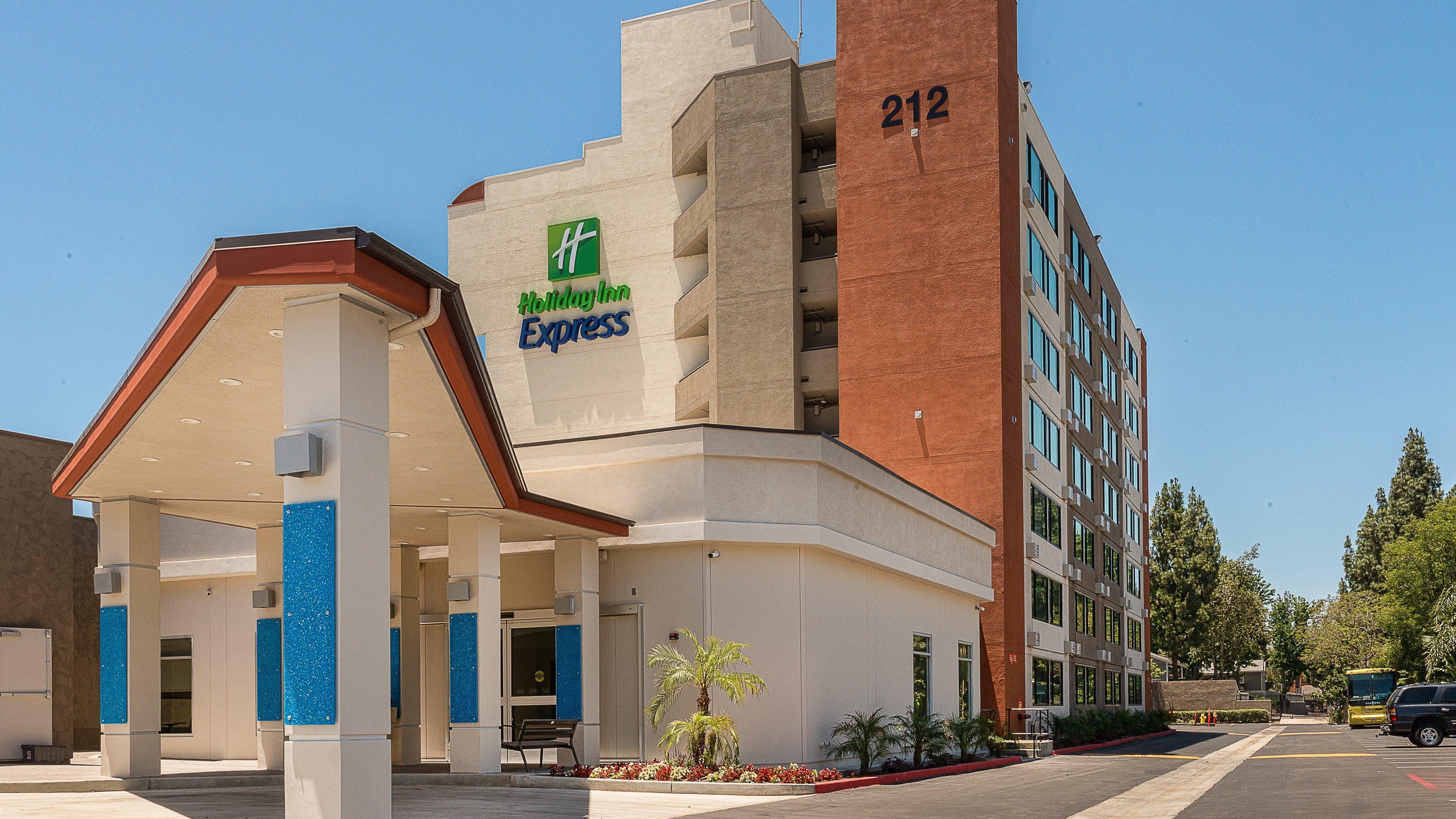 Holiday Inn Express Fullerton-Anaheim By Ihg Екстер'єр фото