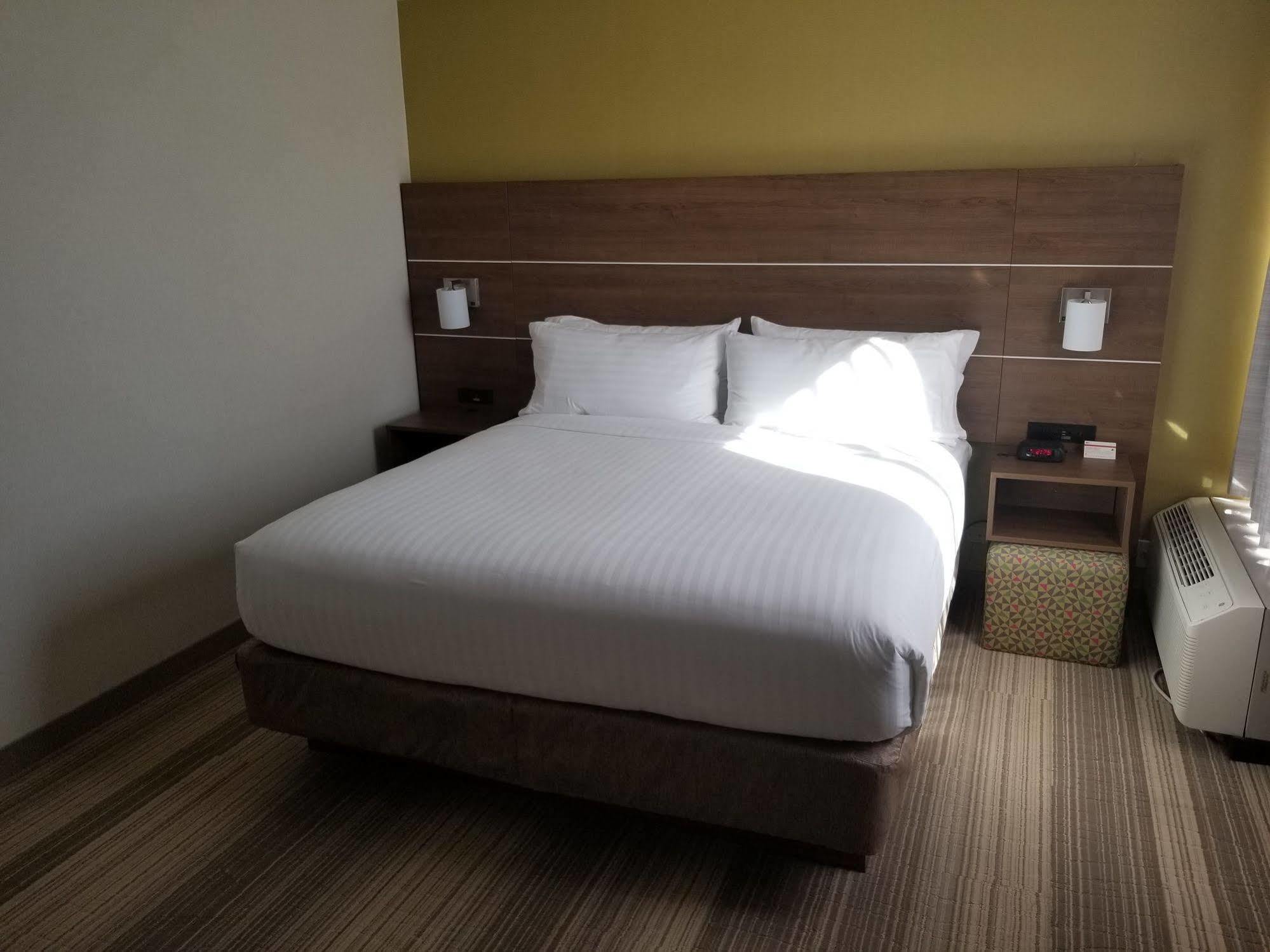 Holiday Inn Express Fullerton-Anaheim By Ihg Екстер'єр фото