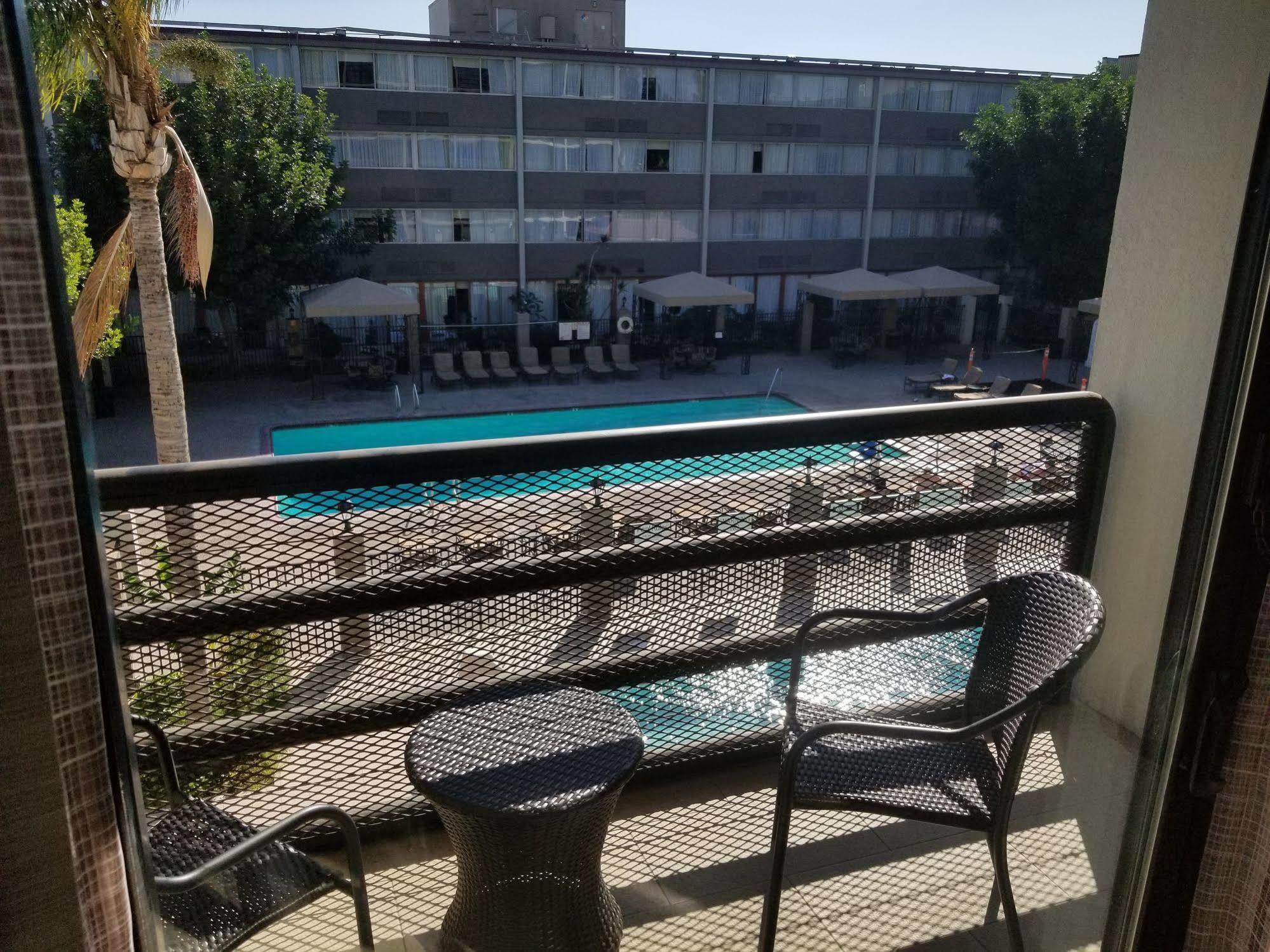Holiday Inn Express Fullerton-Anaheim By Ihg Екстер'єр фото
